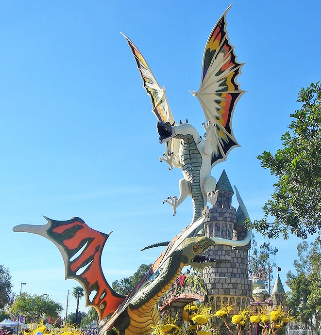 Tournament of Roses parade, dragon float. Photo: IK's World Trip/Flickr