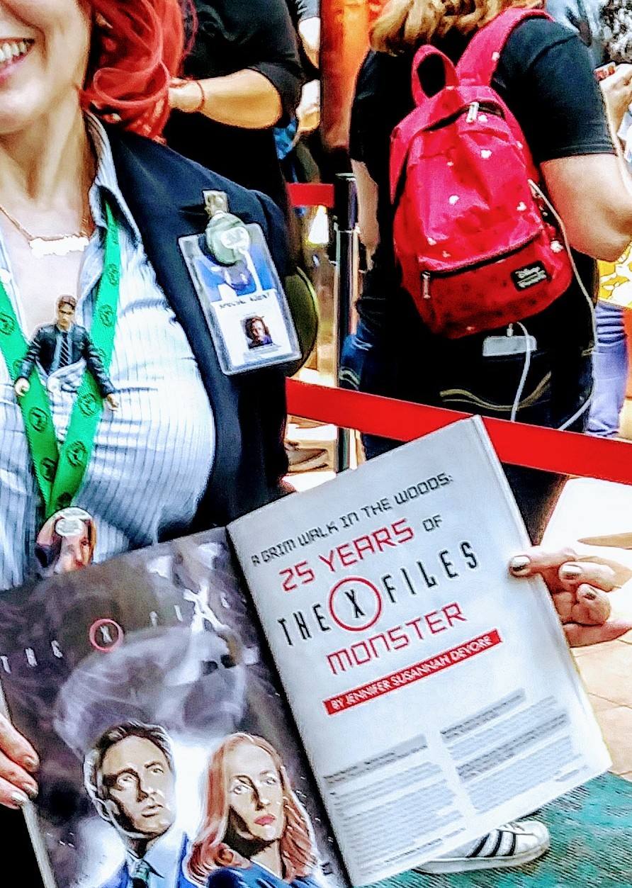 It's always exciting, every year! JennyPop's SDCC 2018 Souvenir Book article on The X-Files. Photo: JSDevore